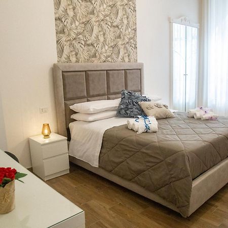 Peppe Prestige Home Napels Buitenkant foto