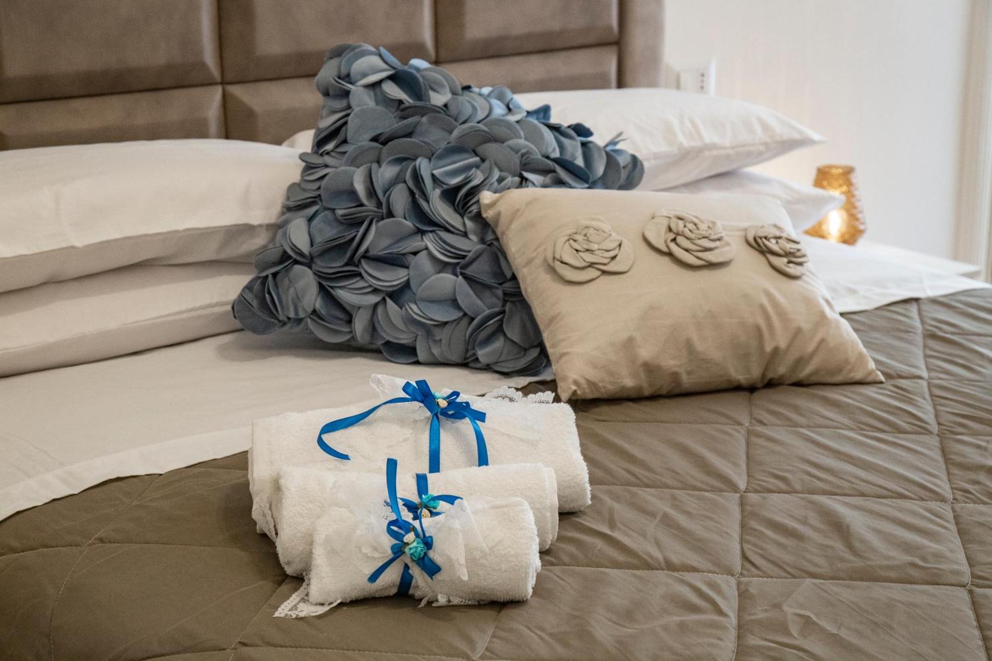 Peppe Prestige Home Napels Buitenkant foto