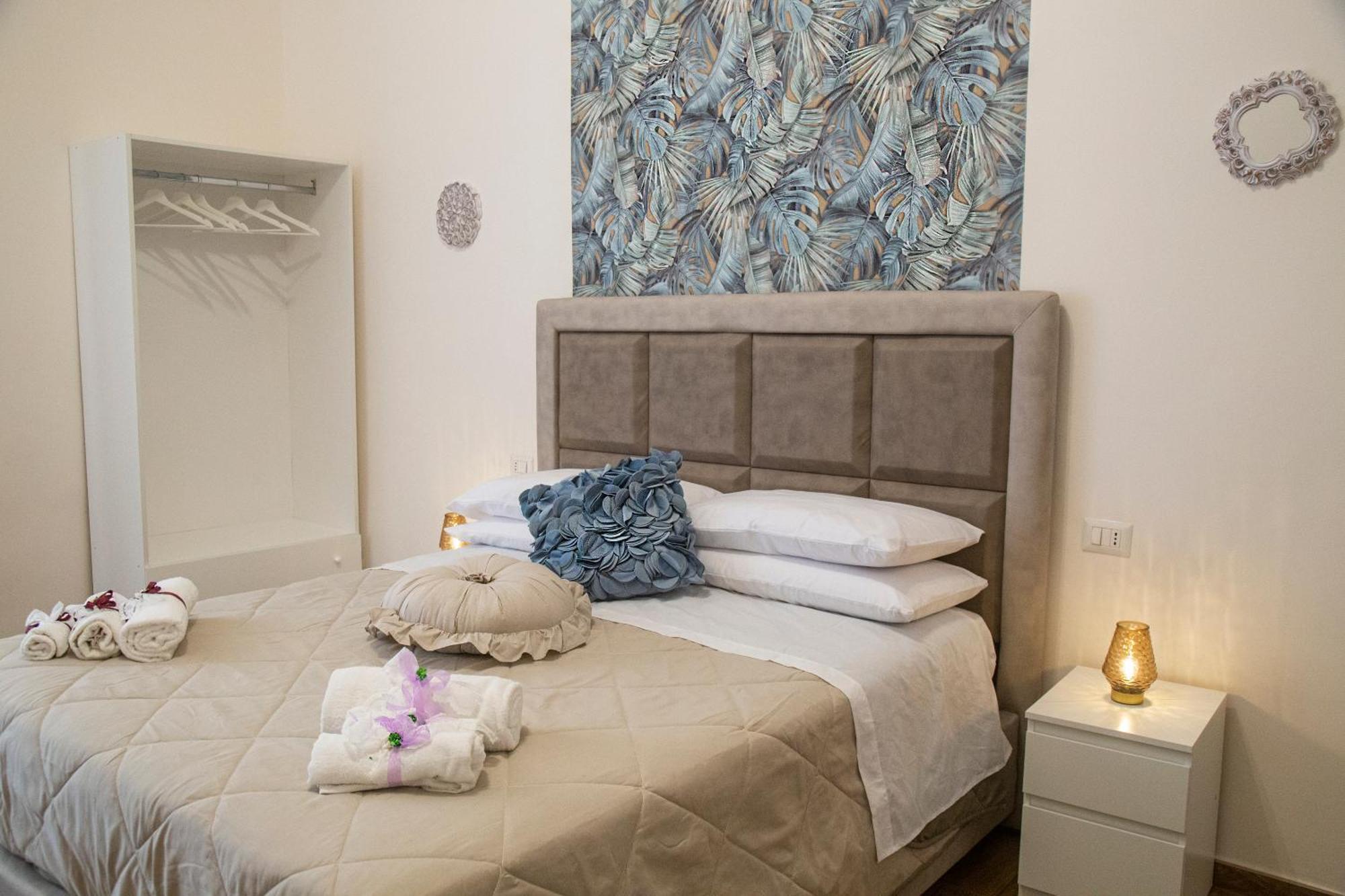 Peppe Prestige Home Napels Buitenkant foto